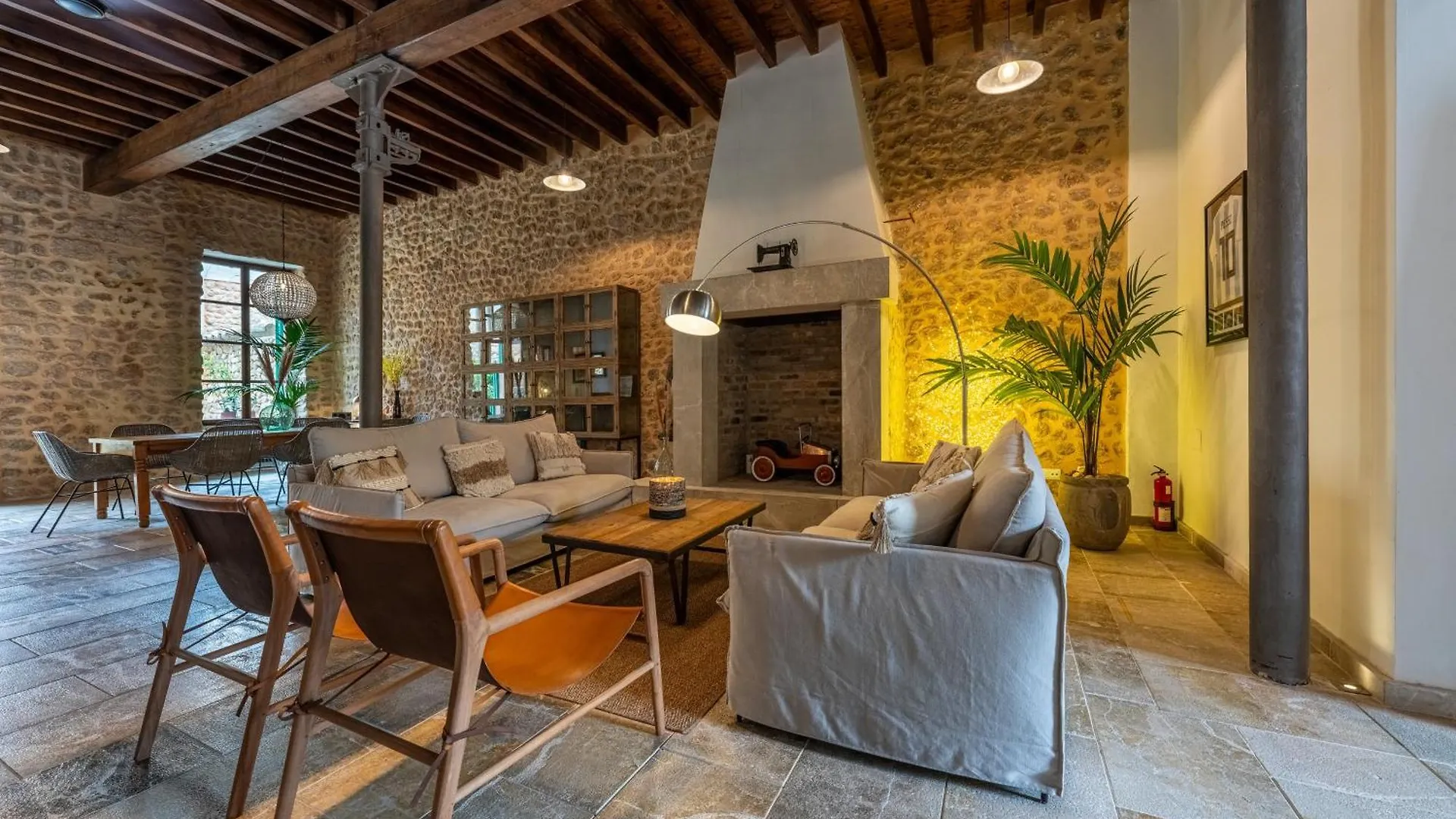 Guest house Loft1882 Hotel Soller